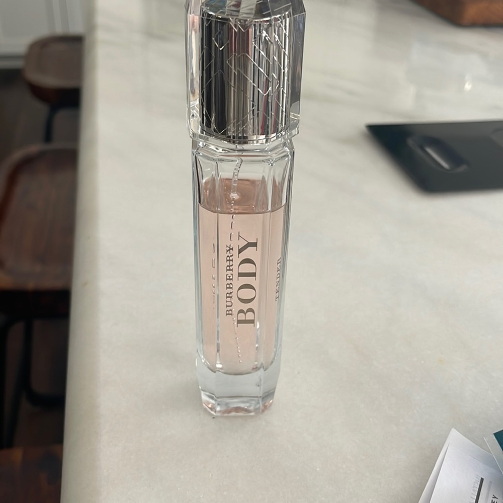 Burberry Body Tender Perfume
